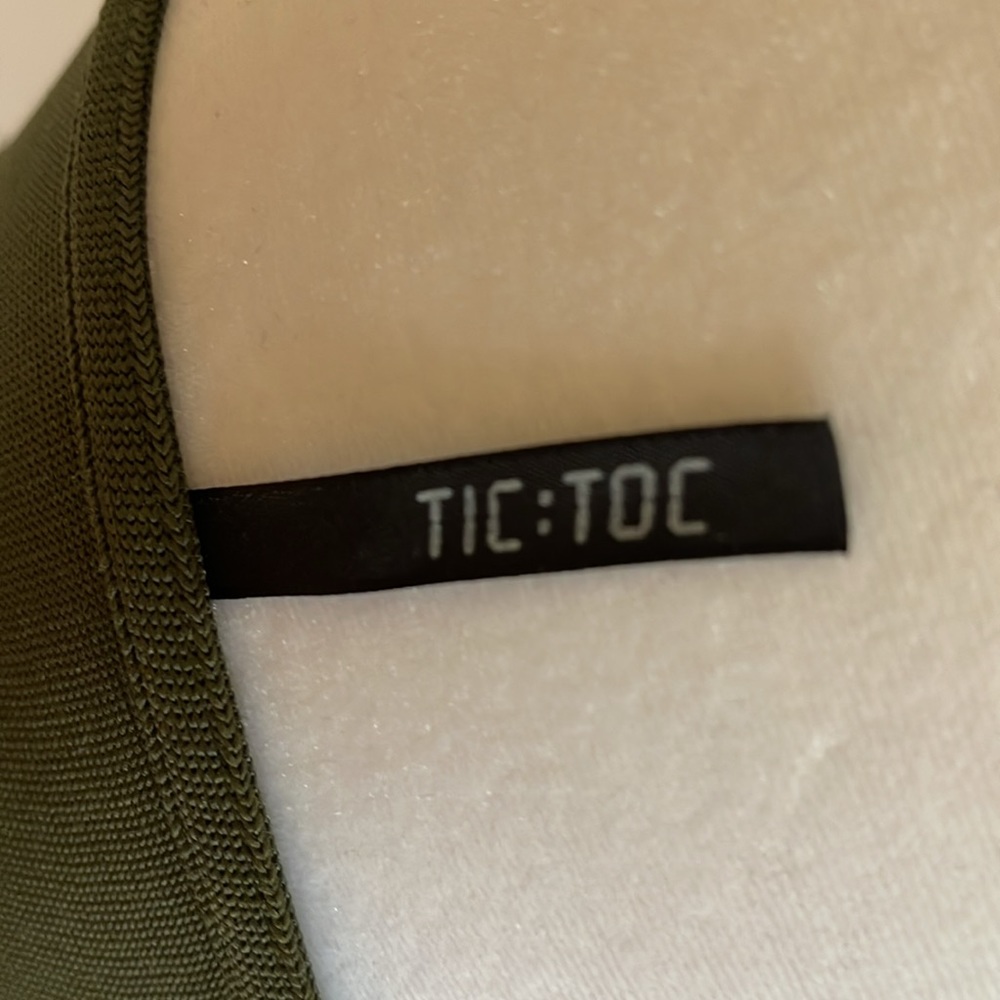 Tic Toc Size S NWT olive green  bandage dress - Picture 3 of 6